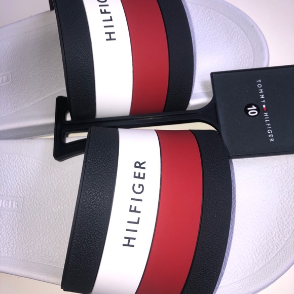 BRAND NEW TOMMY HILFIGER Men's Logo Slide Sandal - Picture 2 of 2
